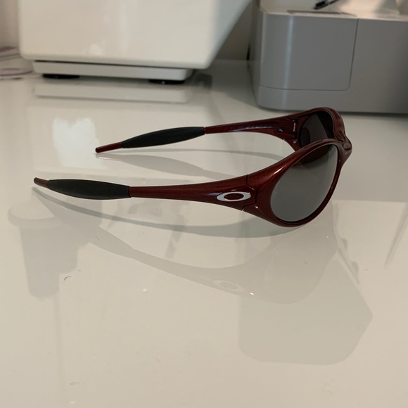 Vintage Oakley Eye Jacket Sunglasses. - Picture 2 of 4